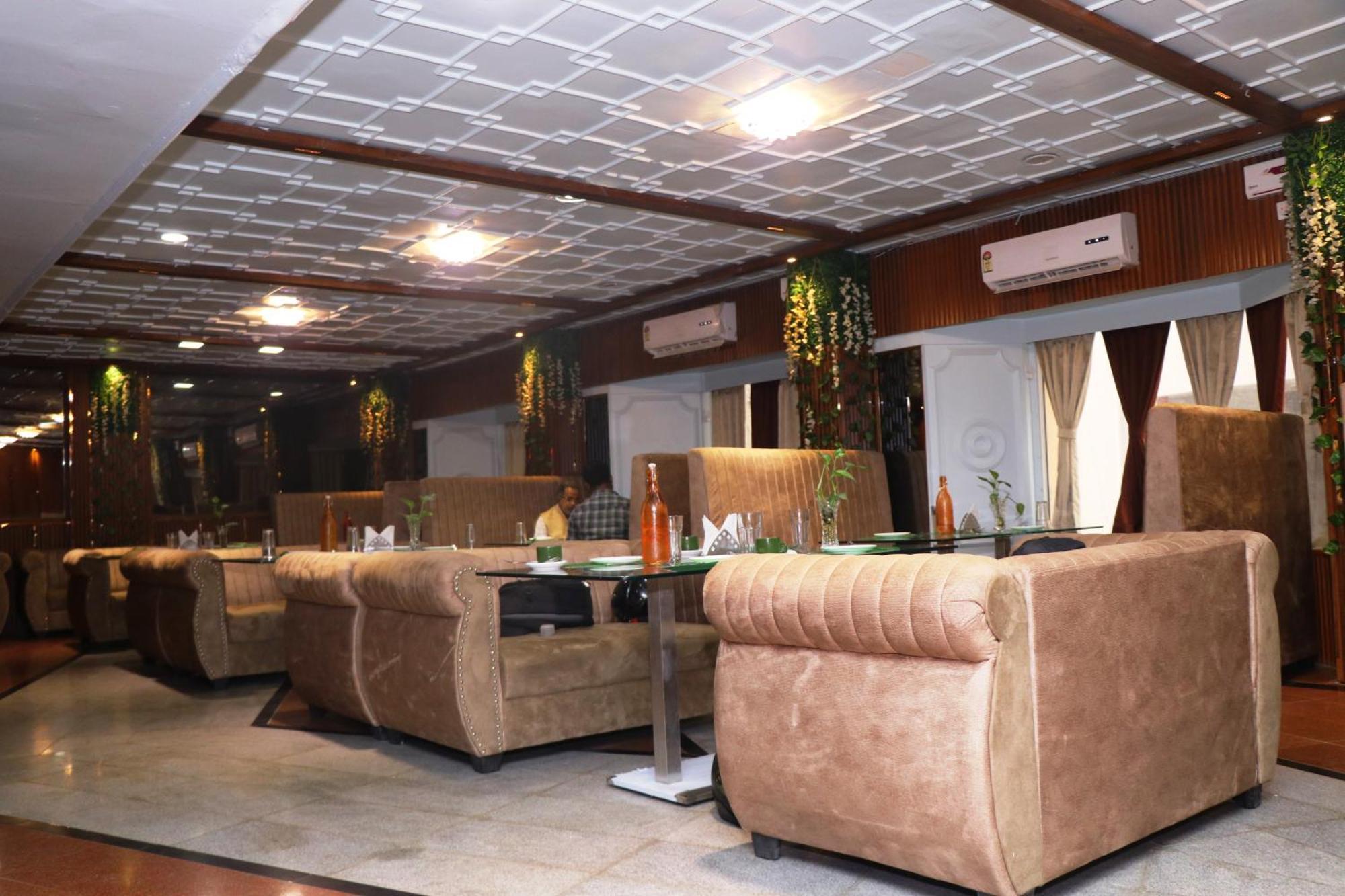 Hotel Samrat International Patna  Dış mekan fotoğraf