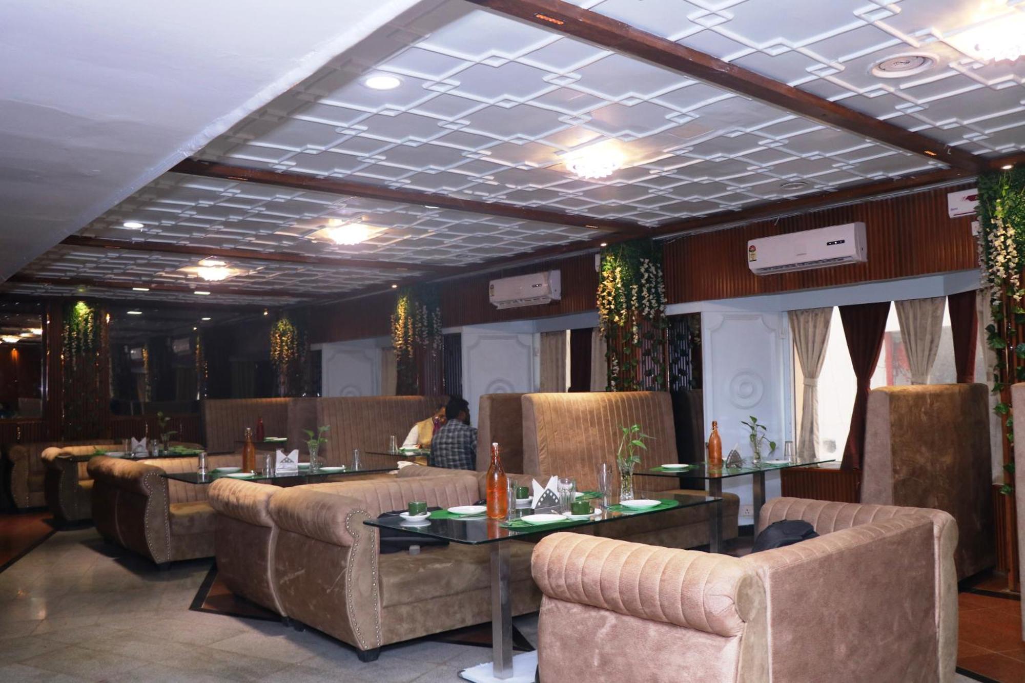 Hotel Samrat International Patna  Dış mekan fotoğraf
