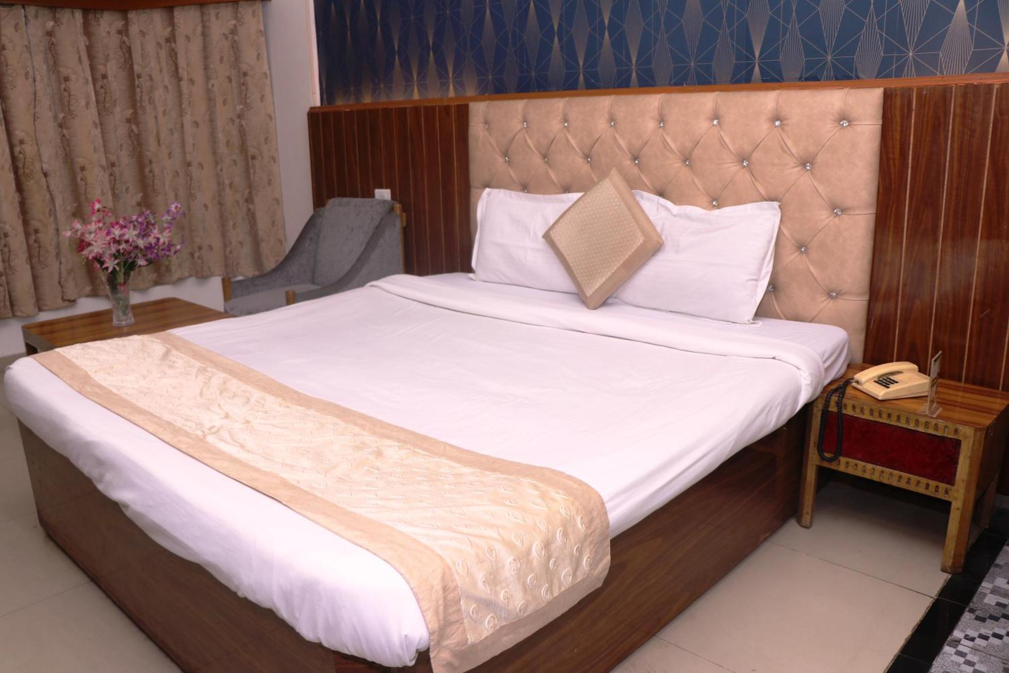 Hotel Samrat International Patna  Dış mekan fotoğraf
